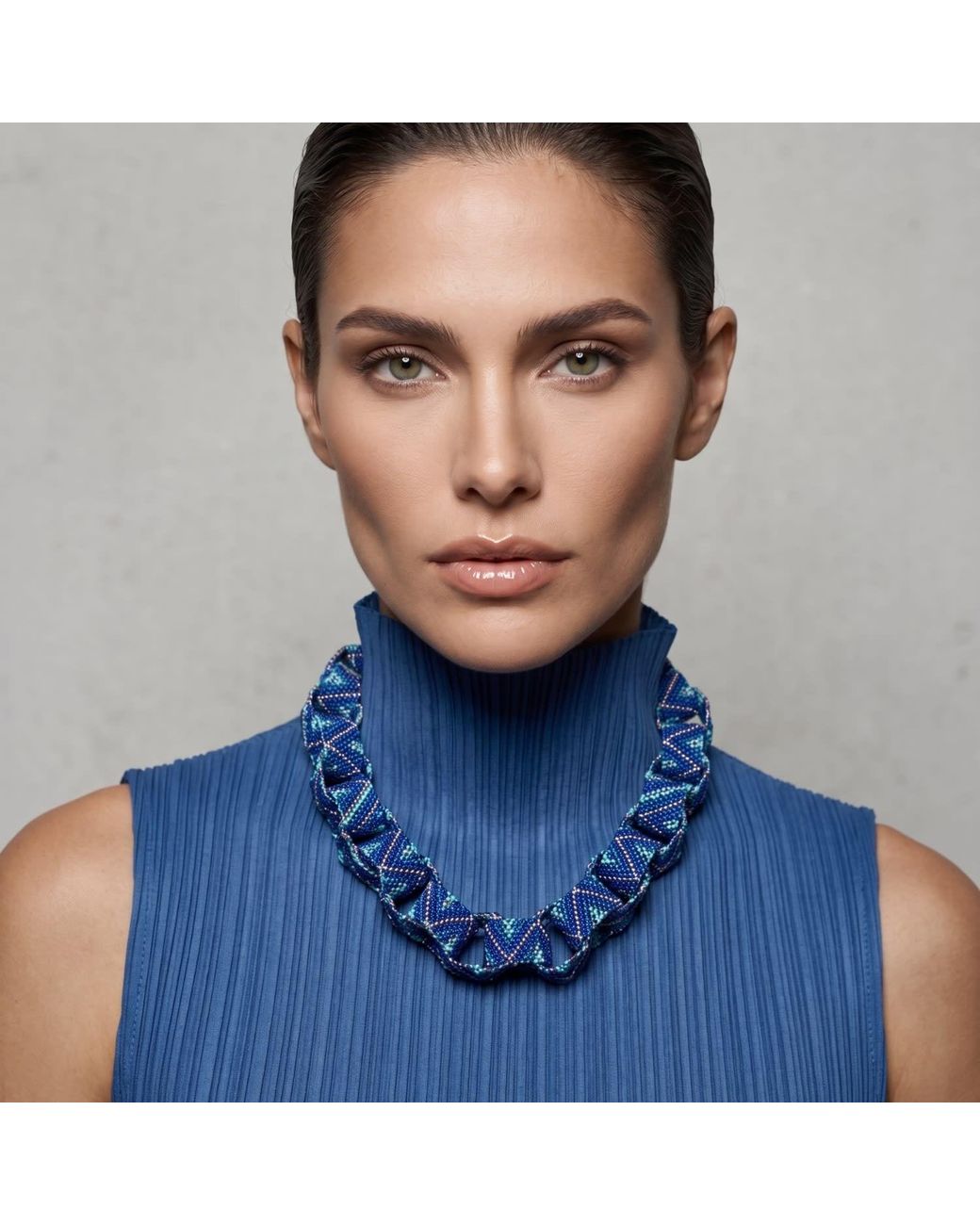 Iliana Arrazola Blue Bold Chunky Link Necklace, Glass Beads, Beaded Jewelry
