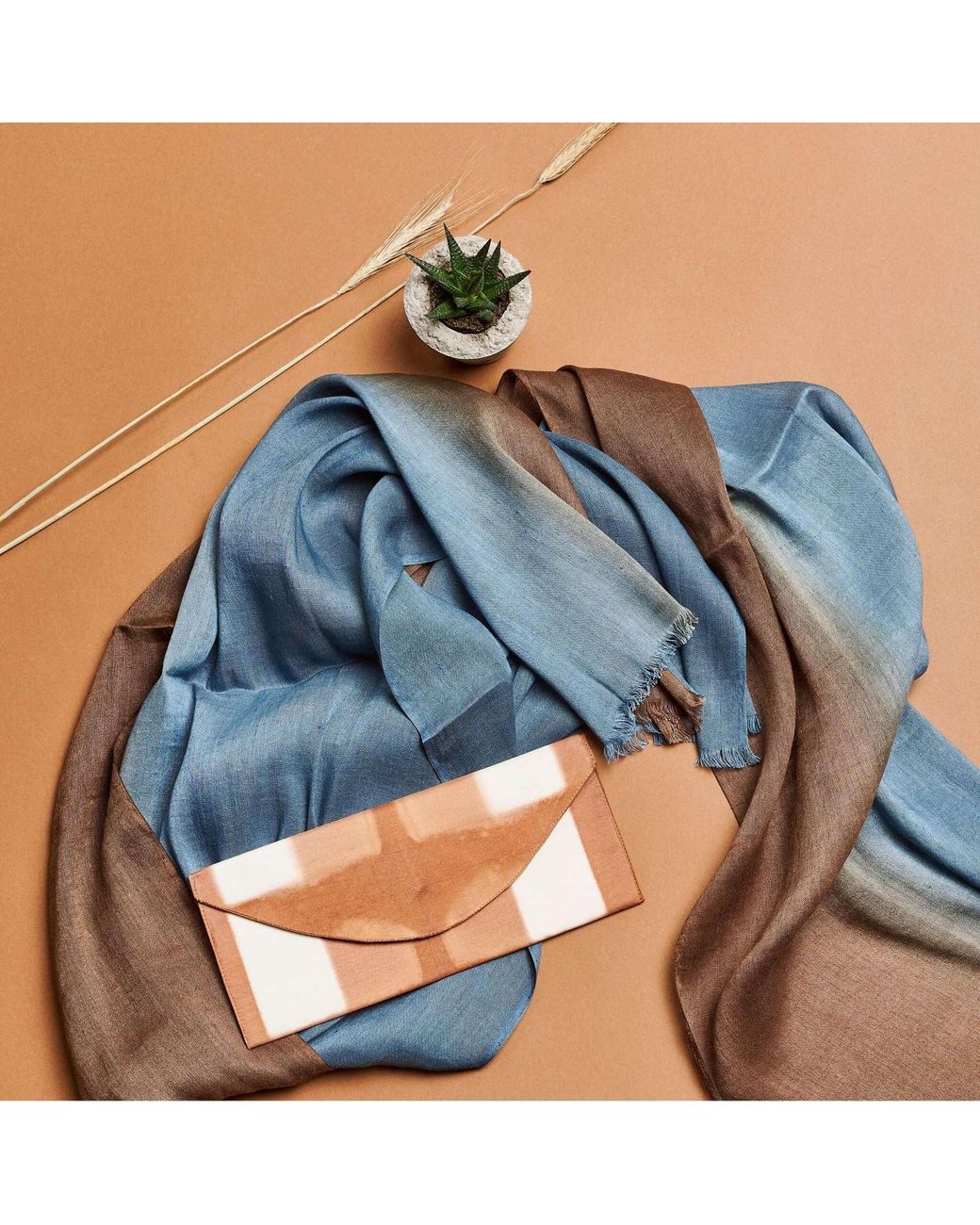 Variously Blue Mahogany Sky Ombre Linen Silk Handloom Scarf