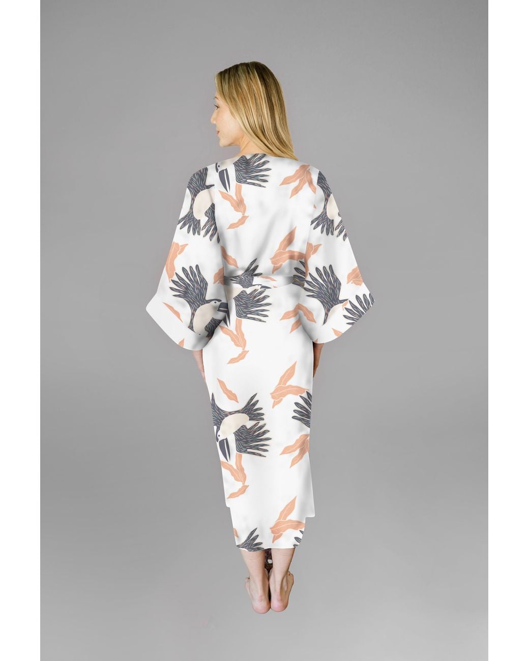Yomisma White Signature Luxury Robe