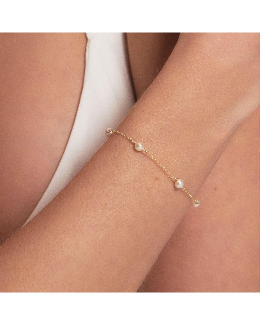 Lily & Roo Metallic Five Pearl Bracelet