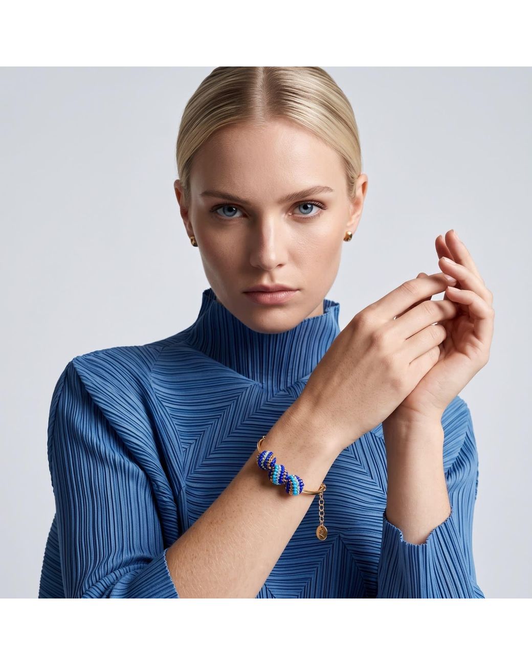 Iliana Arrazola Blue Magic Ball Bracelet, Glass Beads, Beaded Jewelry