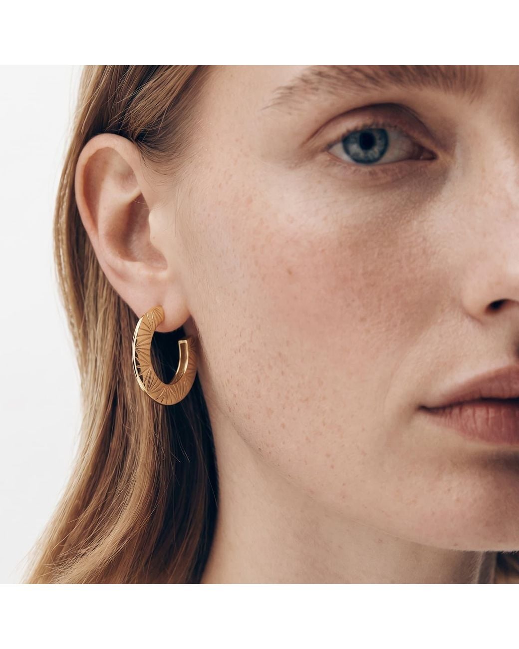 Gutta Design Metallic Arc Earring Plated