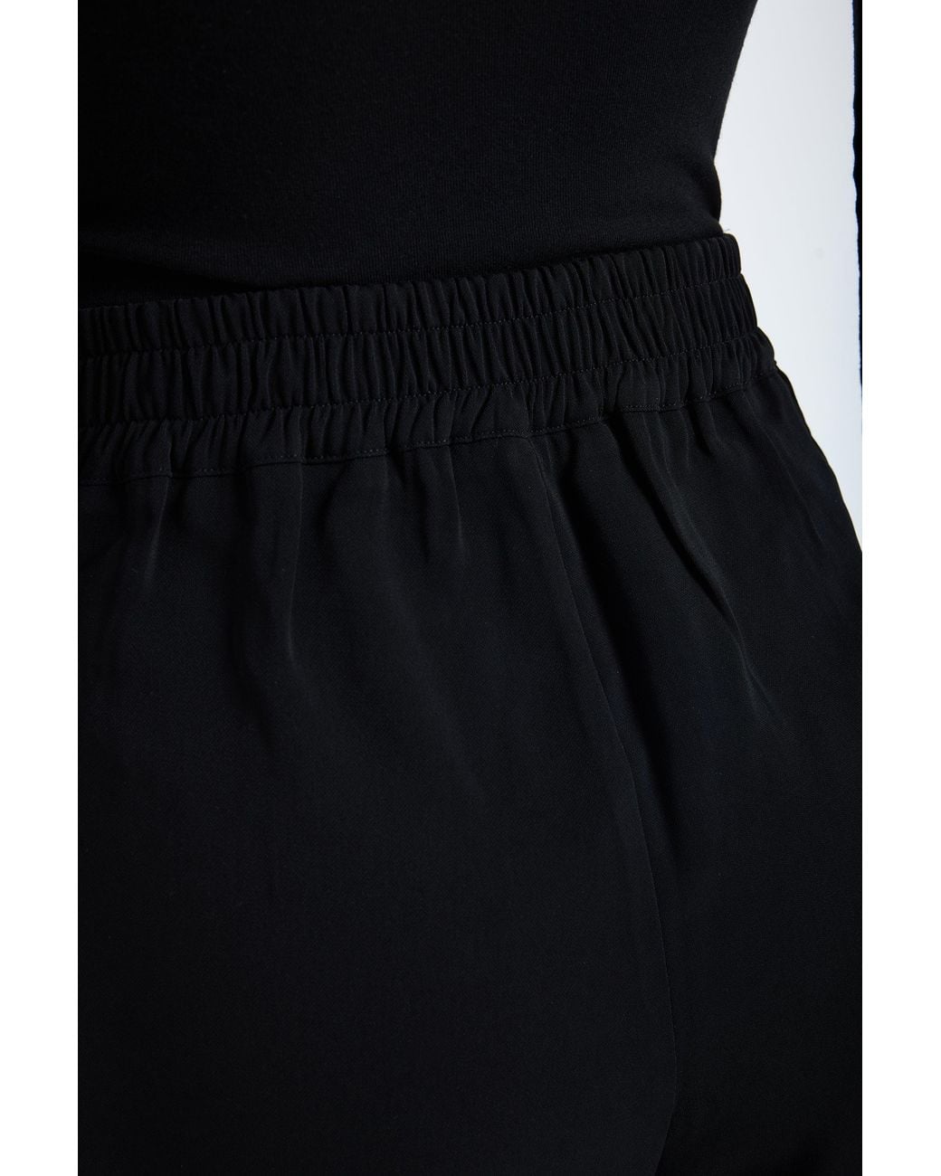 Monlicia Black Elara High Waist Pleated Trousers –
