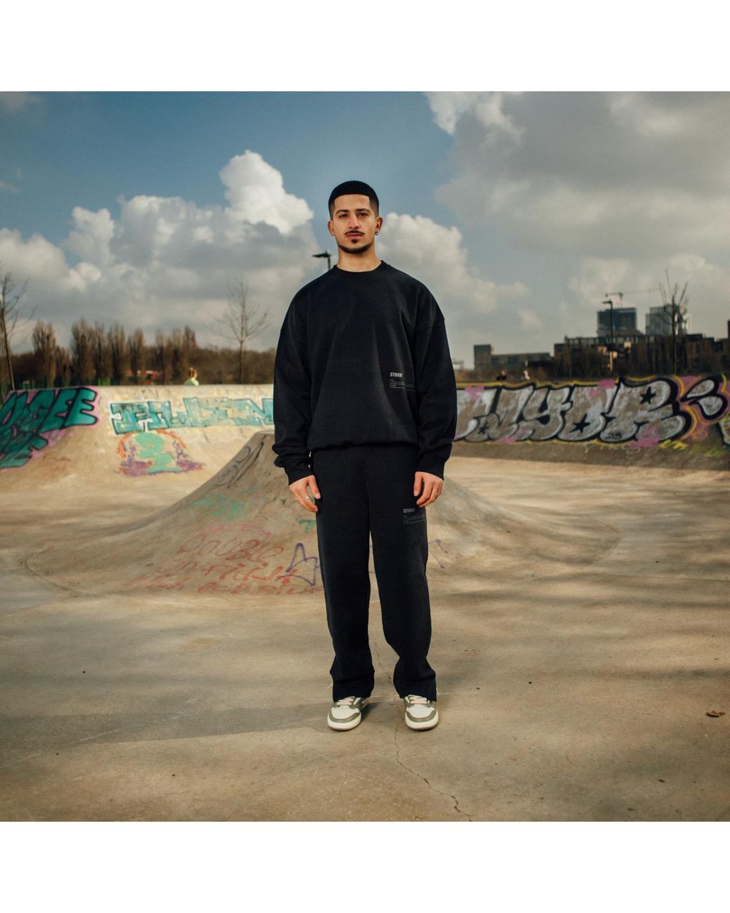Storm Blue Essential Sweatshirt Midnight for men