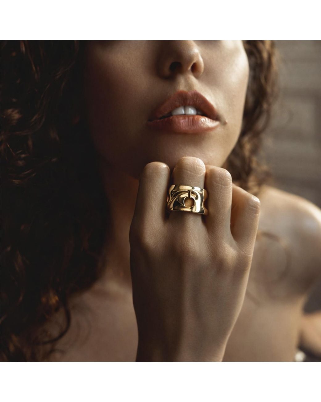 Mercela Metallic Sculptural Wine Glass Statement Ring – Artisan Jewellery
