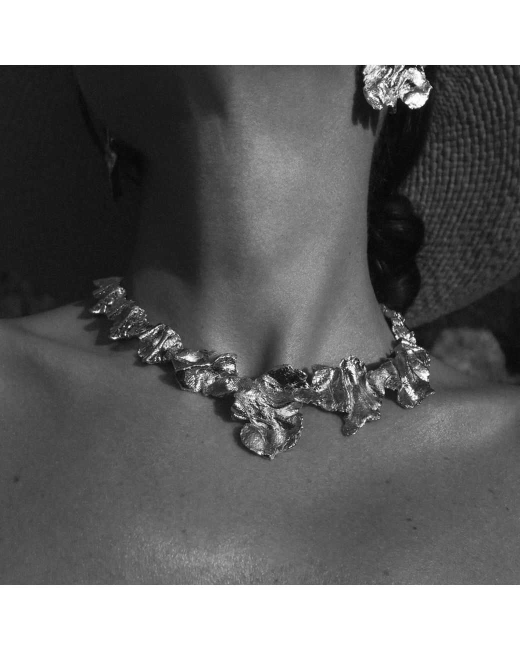 EVA REMENYI Metallic Artemis Choker