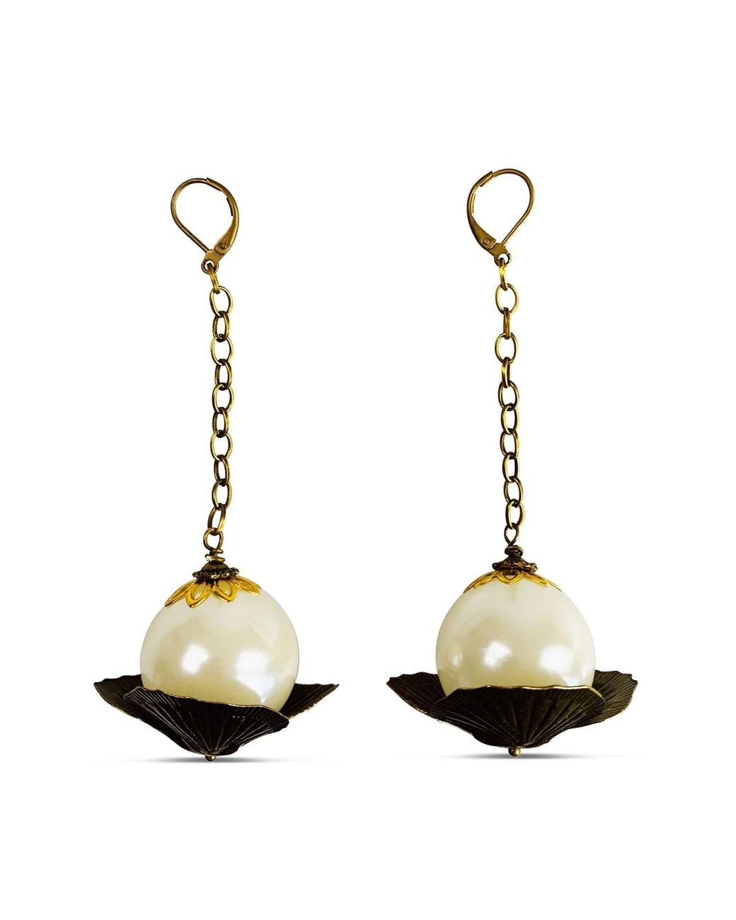 Bellus Domina White Large Lotus Flower Earrings