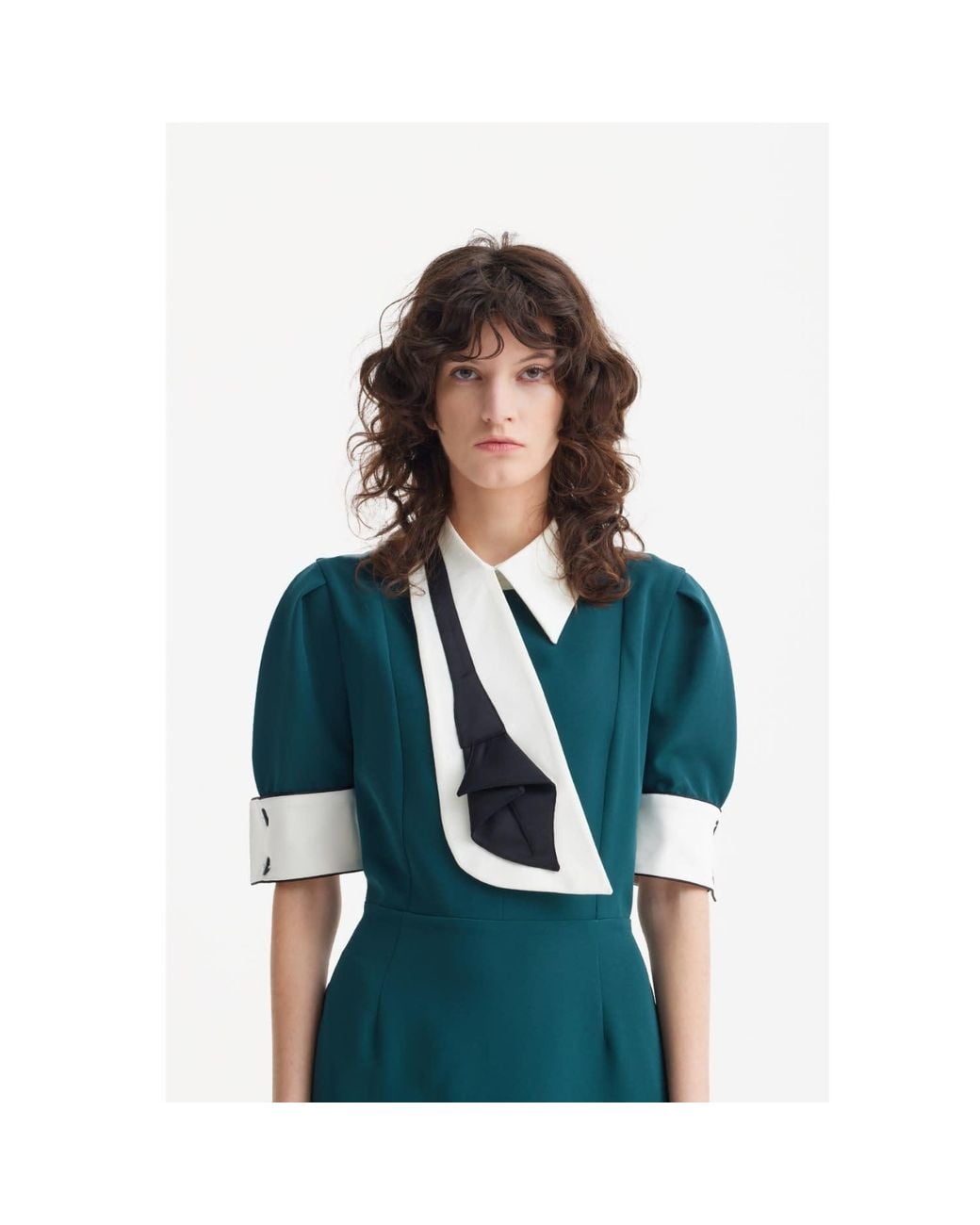Julia Allert Green Formal Fitted Dress With Collar