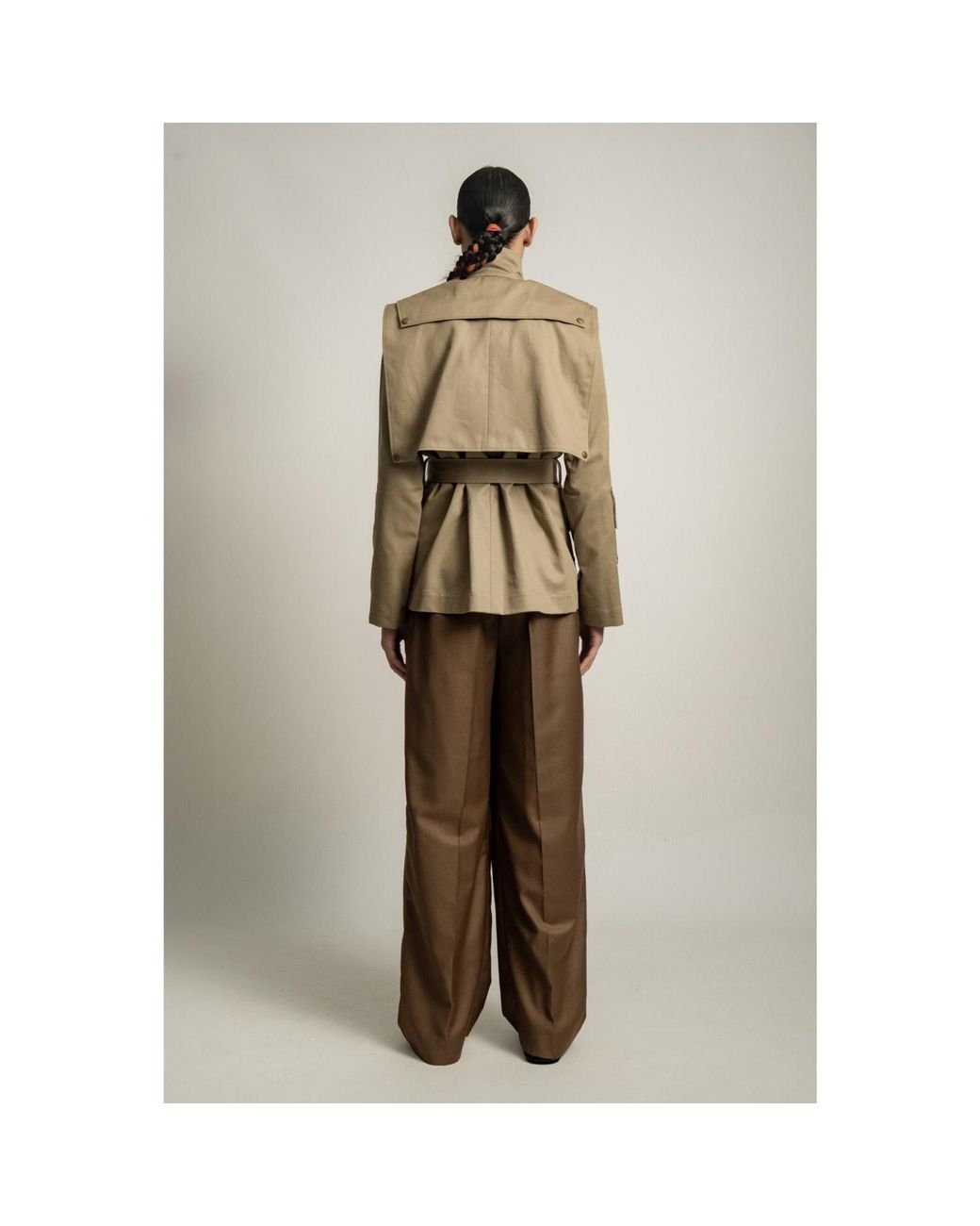Van Brussel Natural Neutrals Vanguard Midline Trench