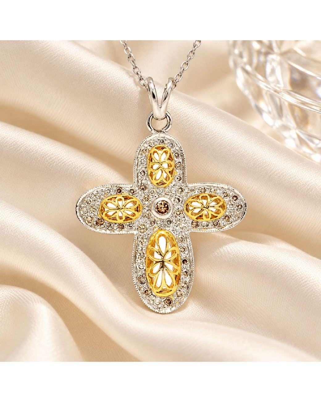 Artisan Metallic 18K & Diamond Cross Pendant