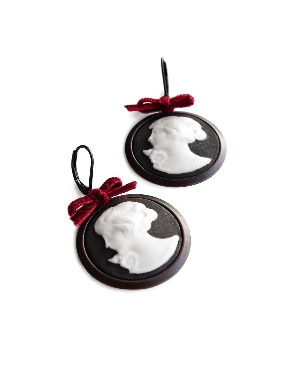 POPORCELAIN Metallic Dark Romance Goddess Round Porcelain Cameo Earrings