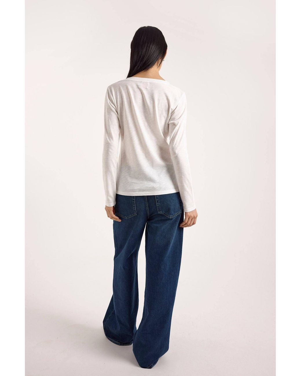 Brodie Cashmere White Long Sleeve V Neck