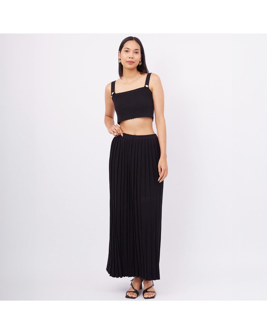 Peraluna Black Pleated Maxi Knitted Skirt