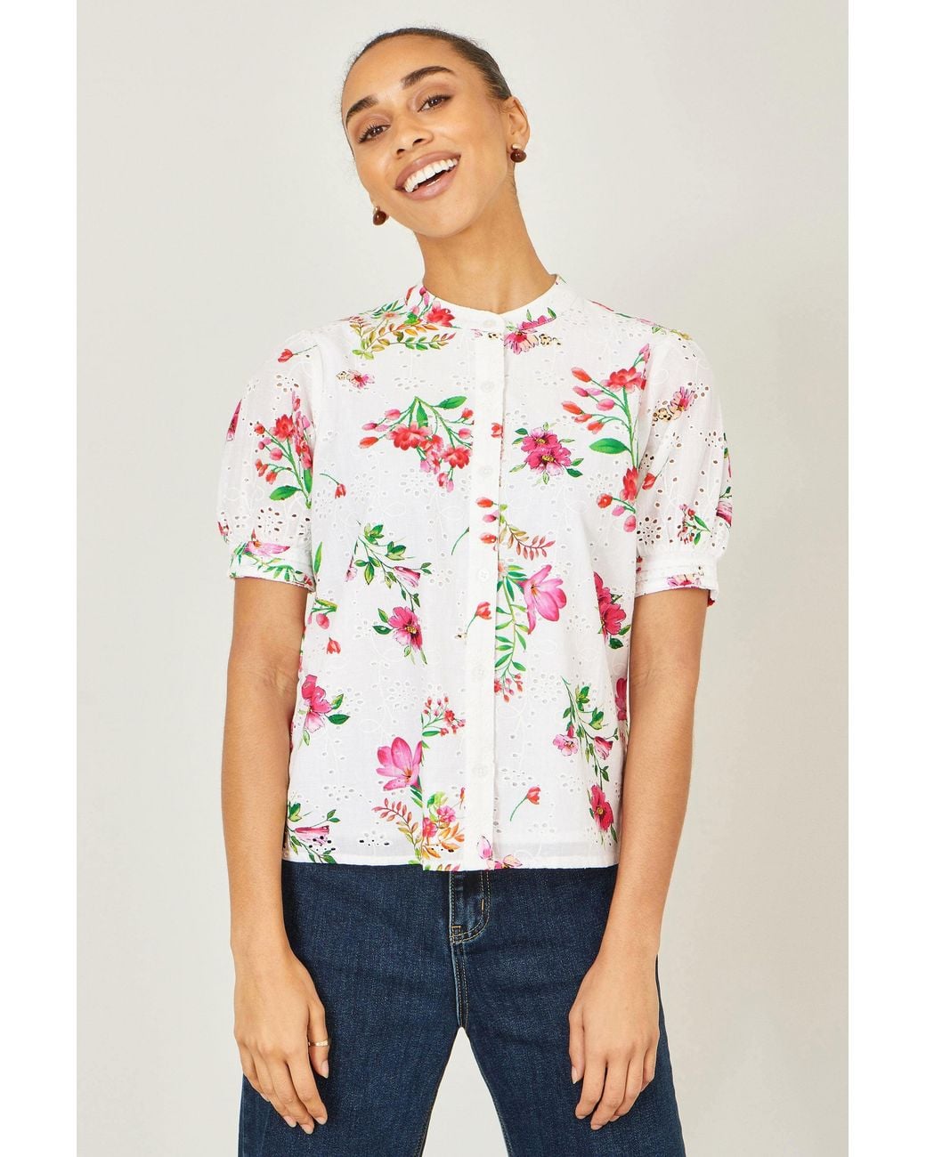Yumi' White Cotton Broderie Anglaise Floral Shirt