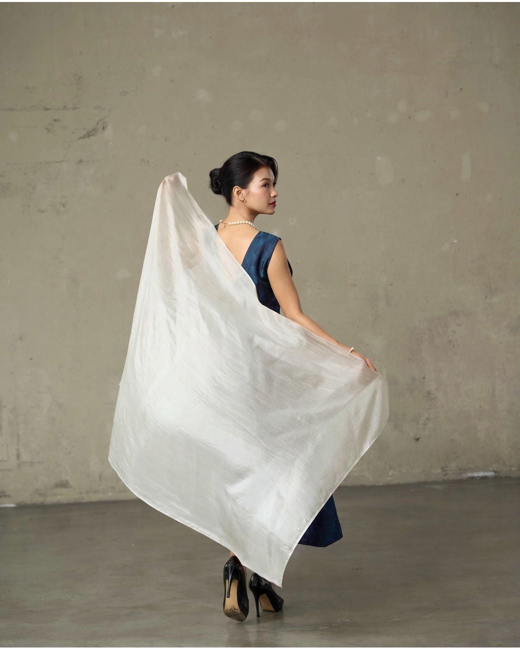 Silk and Bears White Oyster Silk Scarf – Hand-Dyed Mulberry Silk, Wedding & Bridal Wrap