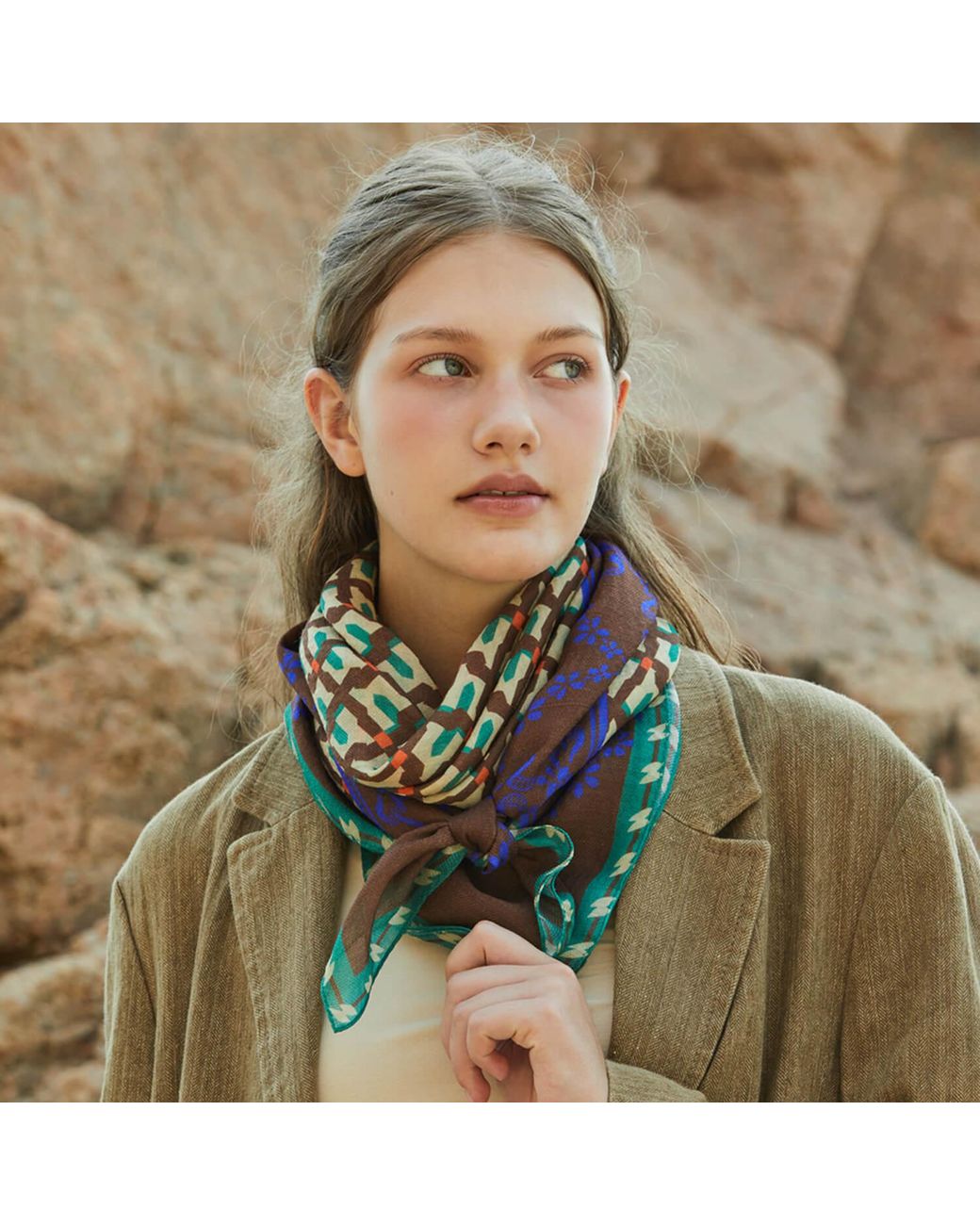 Ana Maison Blue Pleasant Retro Silk Wool Scarf
