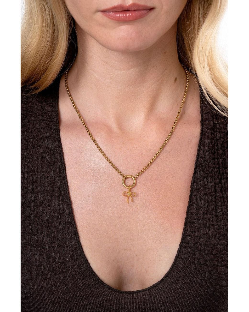 Zynnia Collective Metallic Bow Charm