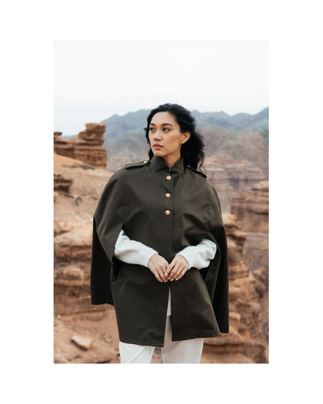 Coulange Green M83 Khaki Water-Repellent Cape Coat