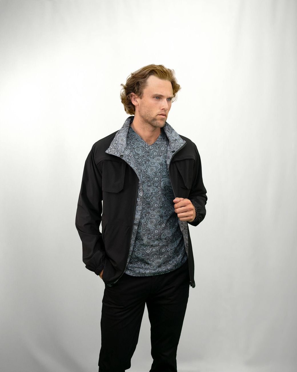 Lords of Harlech Blue Paisley Cotton-Blend V-Neck Tee for men