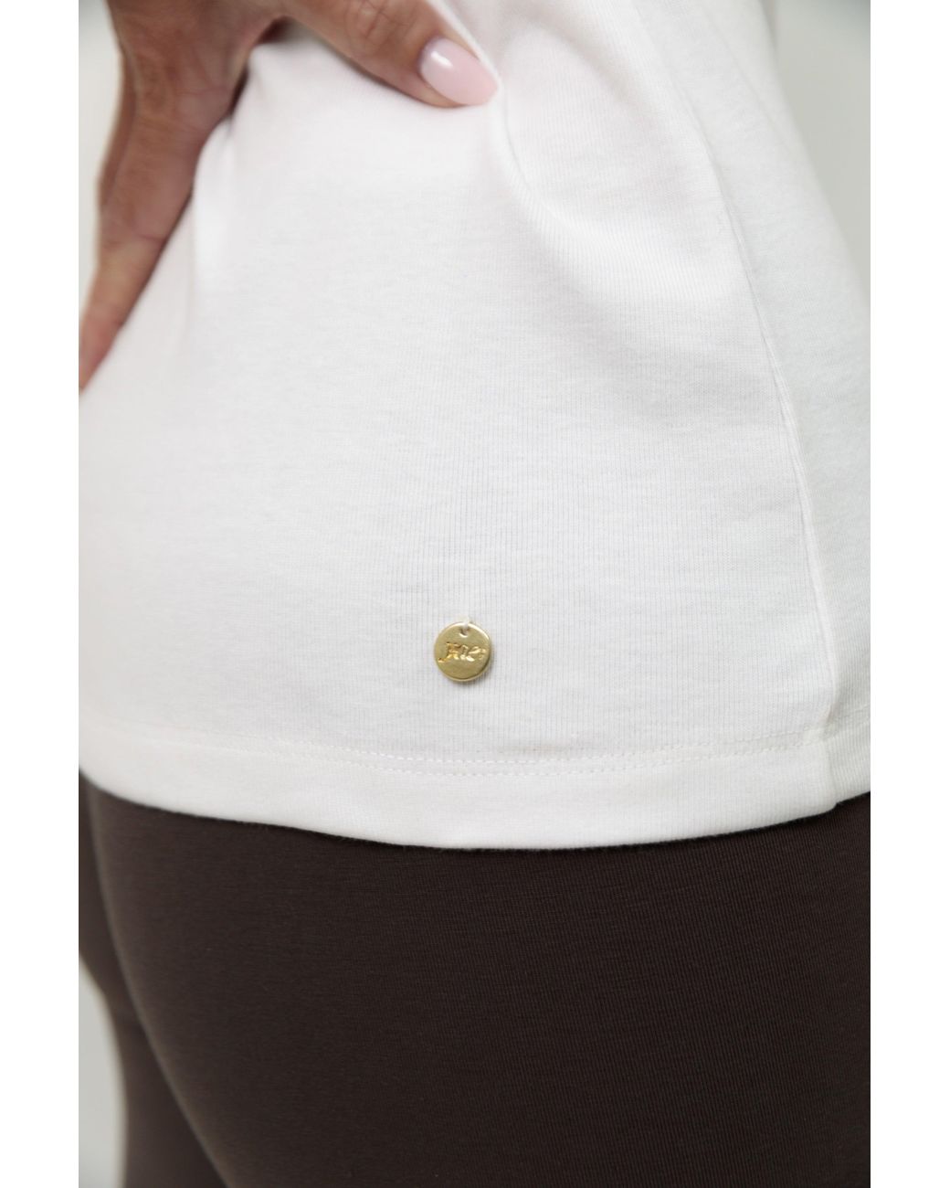 Yae; Gray Core T-Shirt