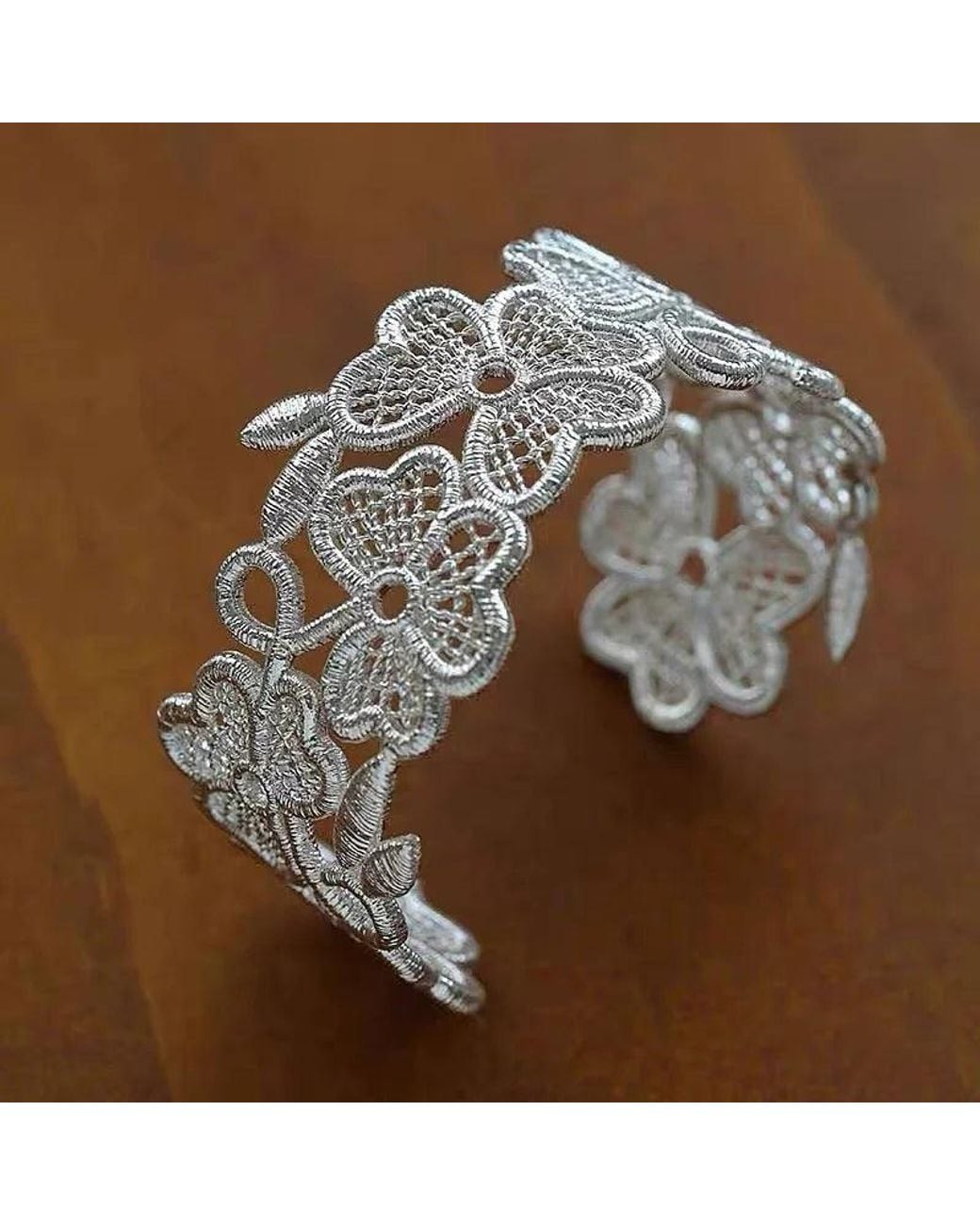Angel Barocco Metallic Lace Stylish Bangle
