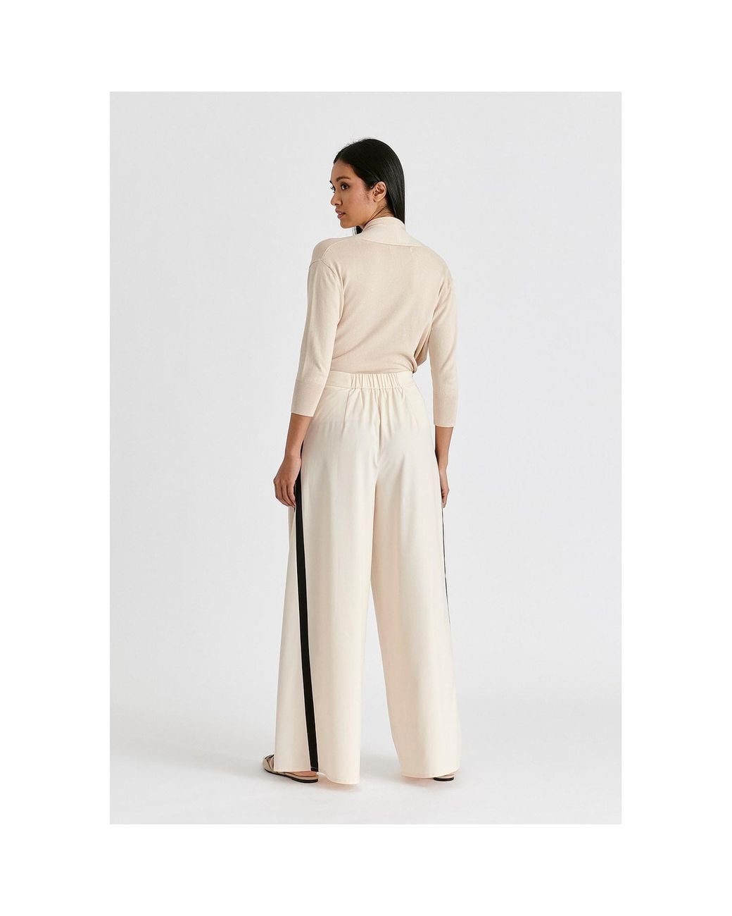 Paisie Natural Neutrals Cropped Sleeve Knit Wrap Top