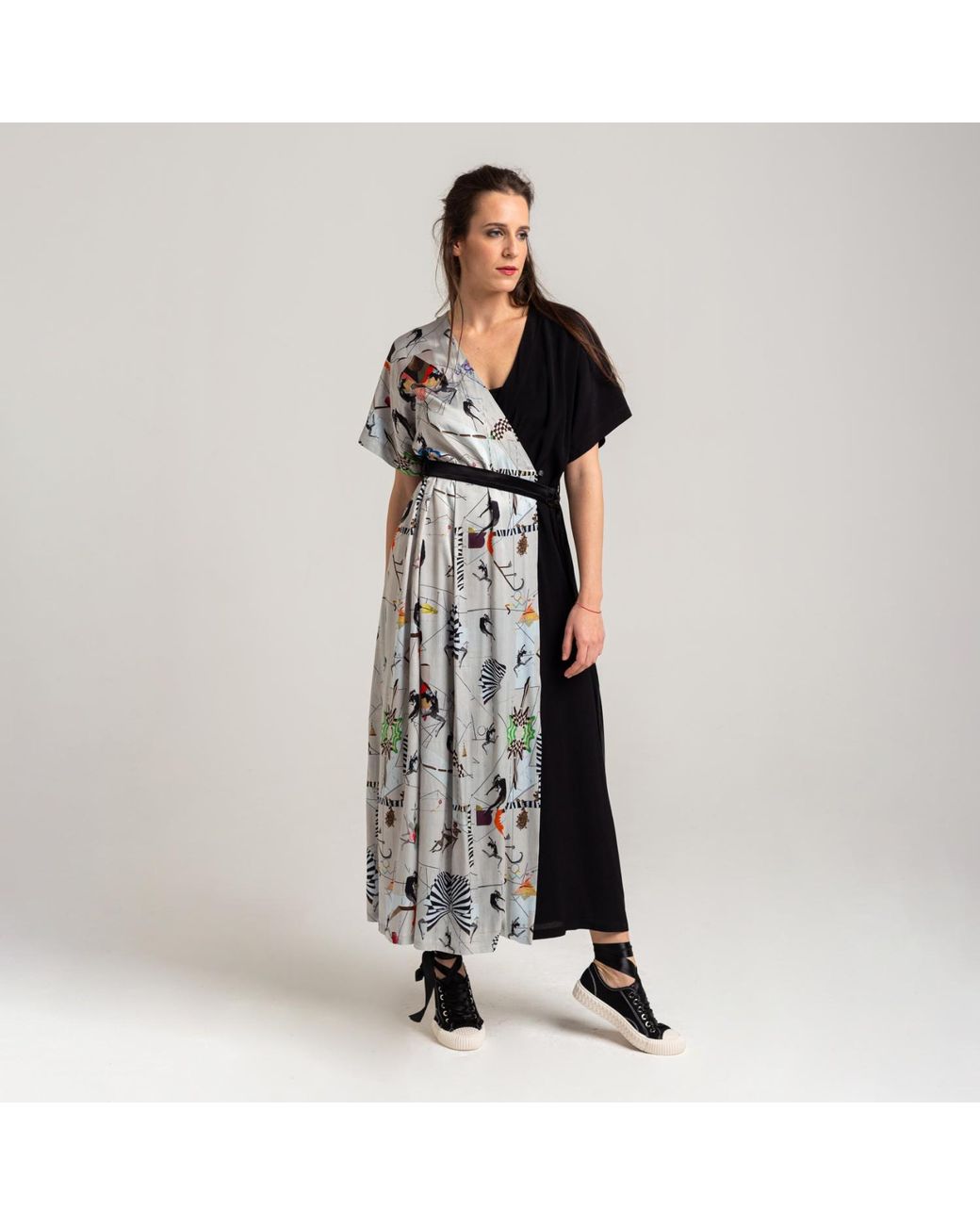 ARTISTA Black Walk Dress