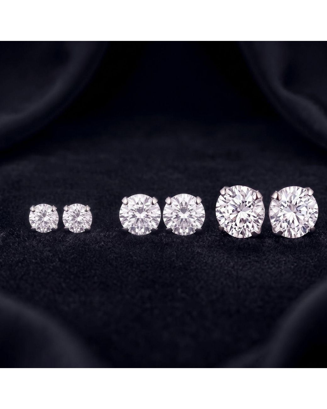 Sophelia Metallic Round Solitaire Stud Earrings For