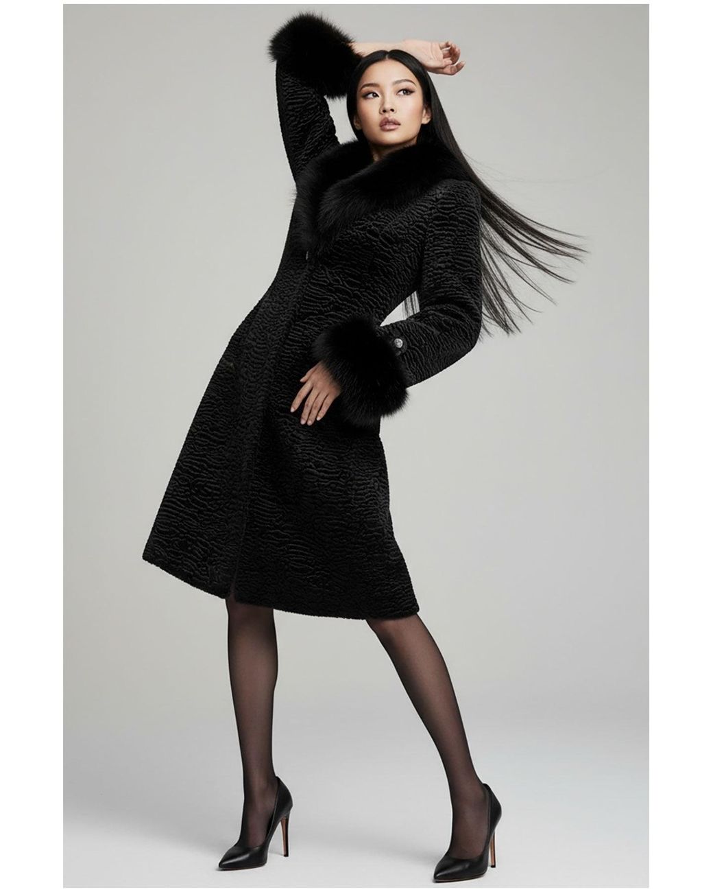 Luna Fashion House Black Textured Coat With Faux Fur Collar & Cuffs, Paula