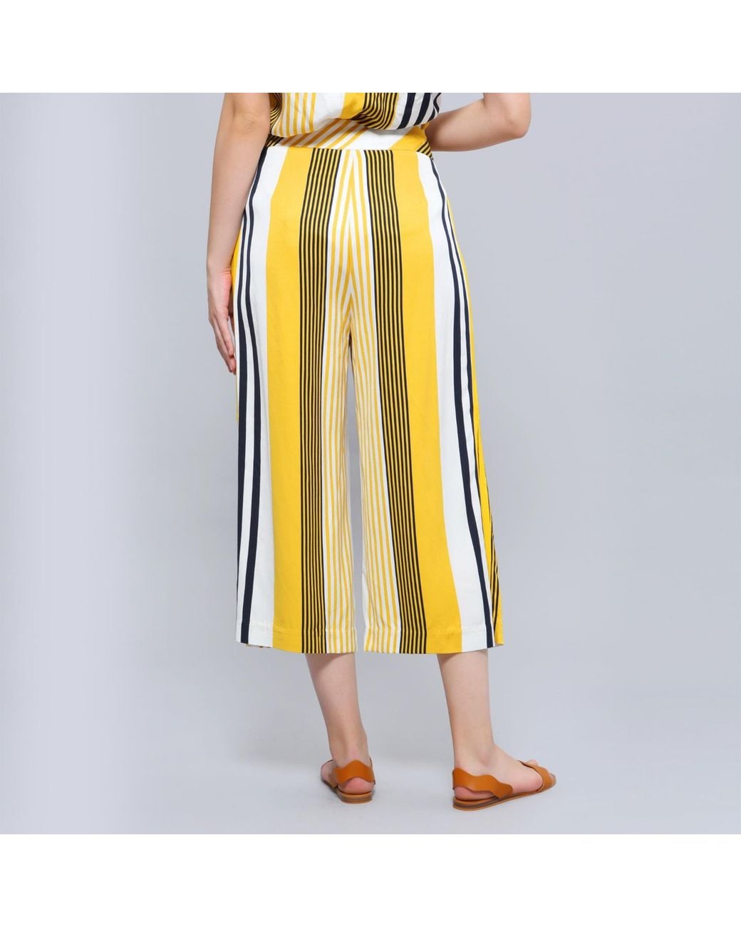 Smart and Joy Metallic Stripe Print Fold Capri Pants