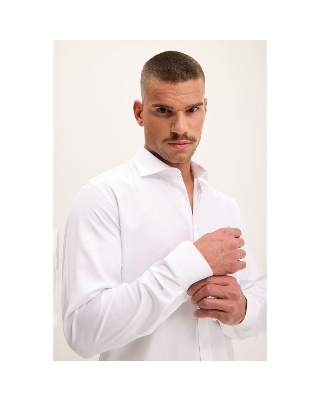 Ron Tomson Blue Pure Cotton Spread Collar Fitted Dress Shirt for men