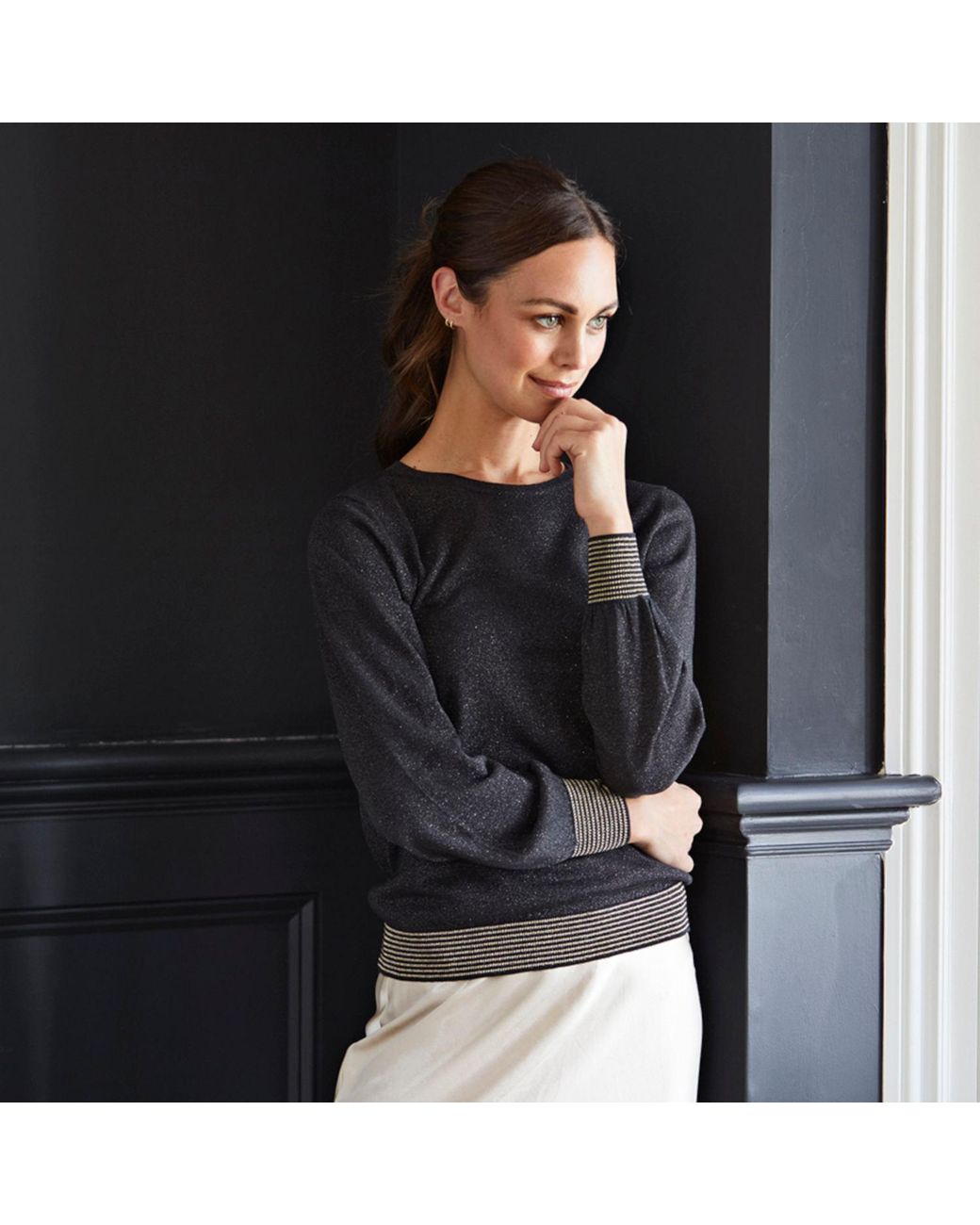 Cove Black Top