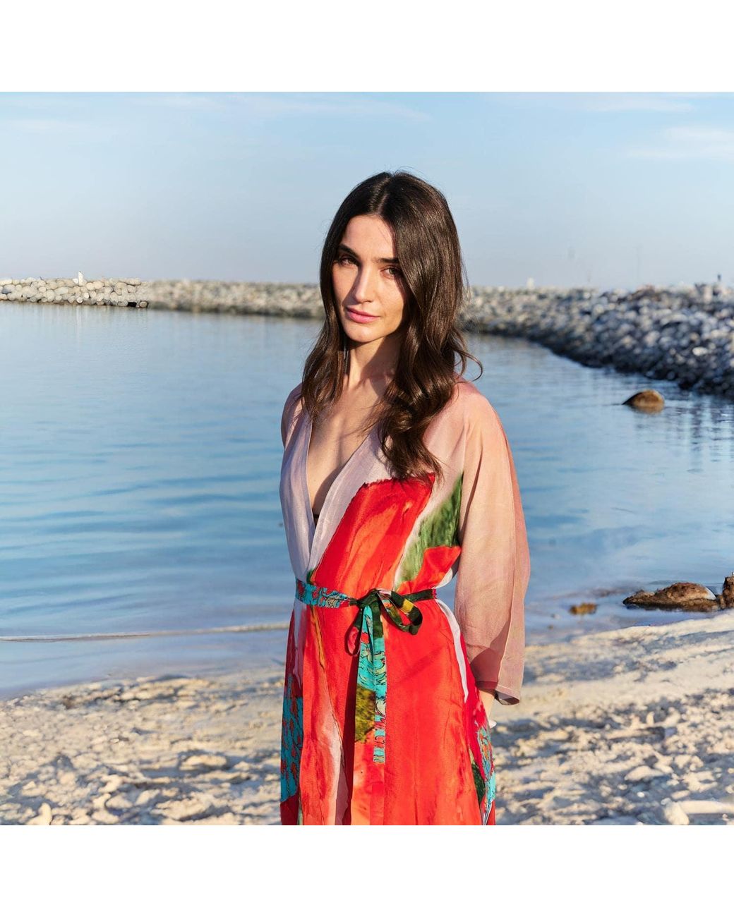 DHARA SHETH DUBAI Red Coral Mirage Floral Short Kimono