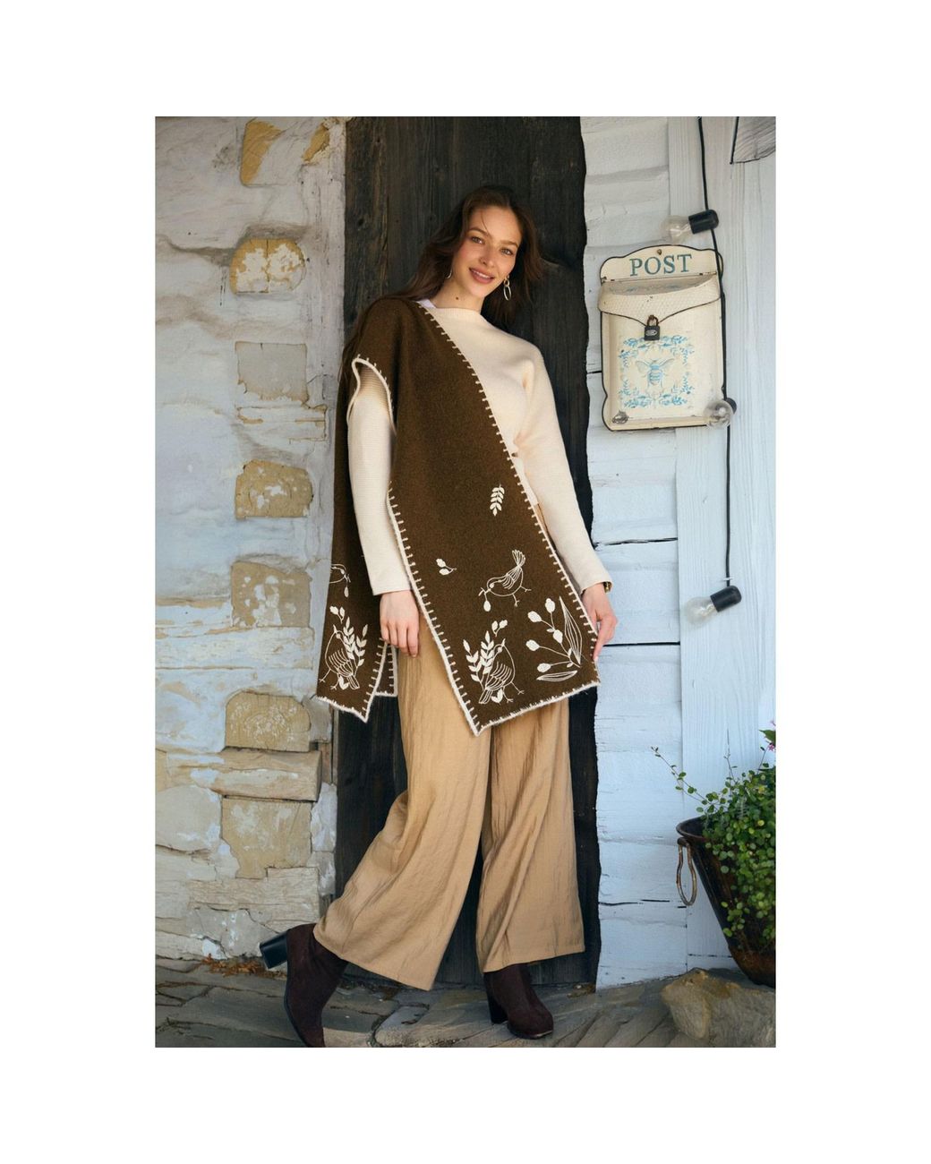 Saachi Brown Embroidered Bird Scarf