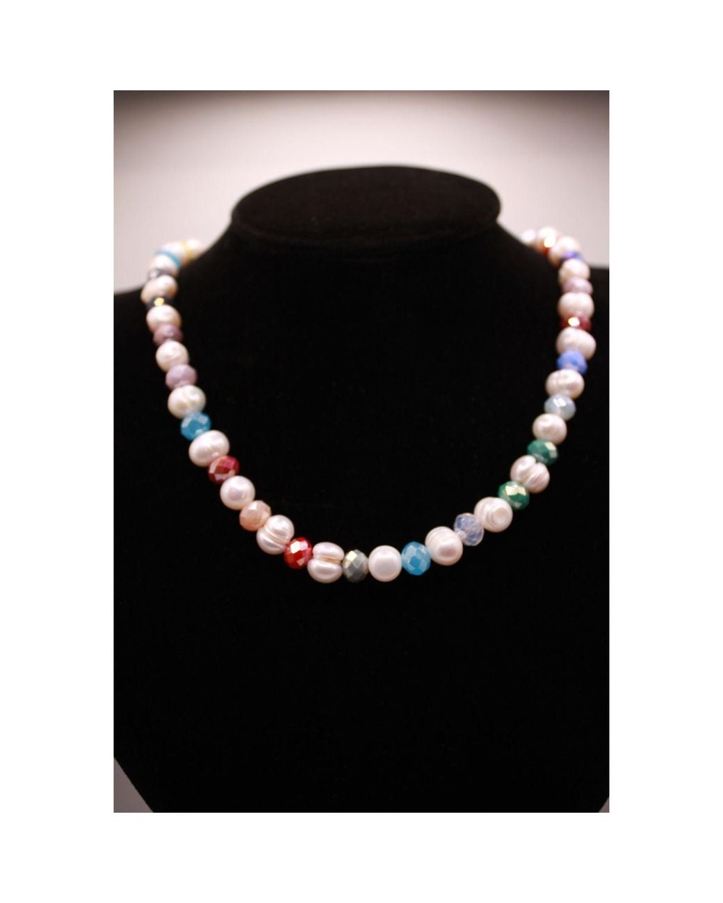 Urbane Jewelry Studio White Crystal Pearl Necklace