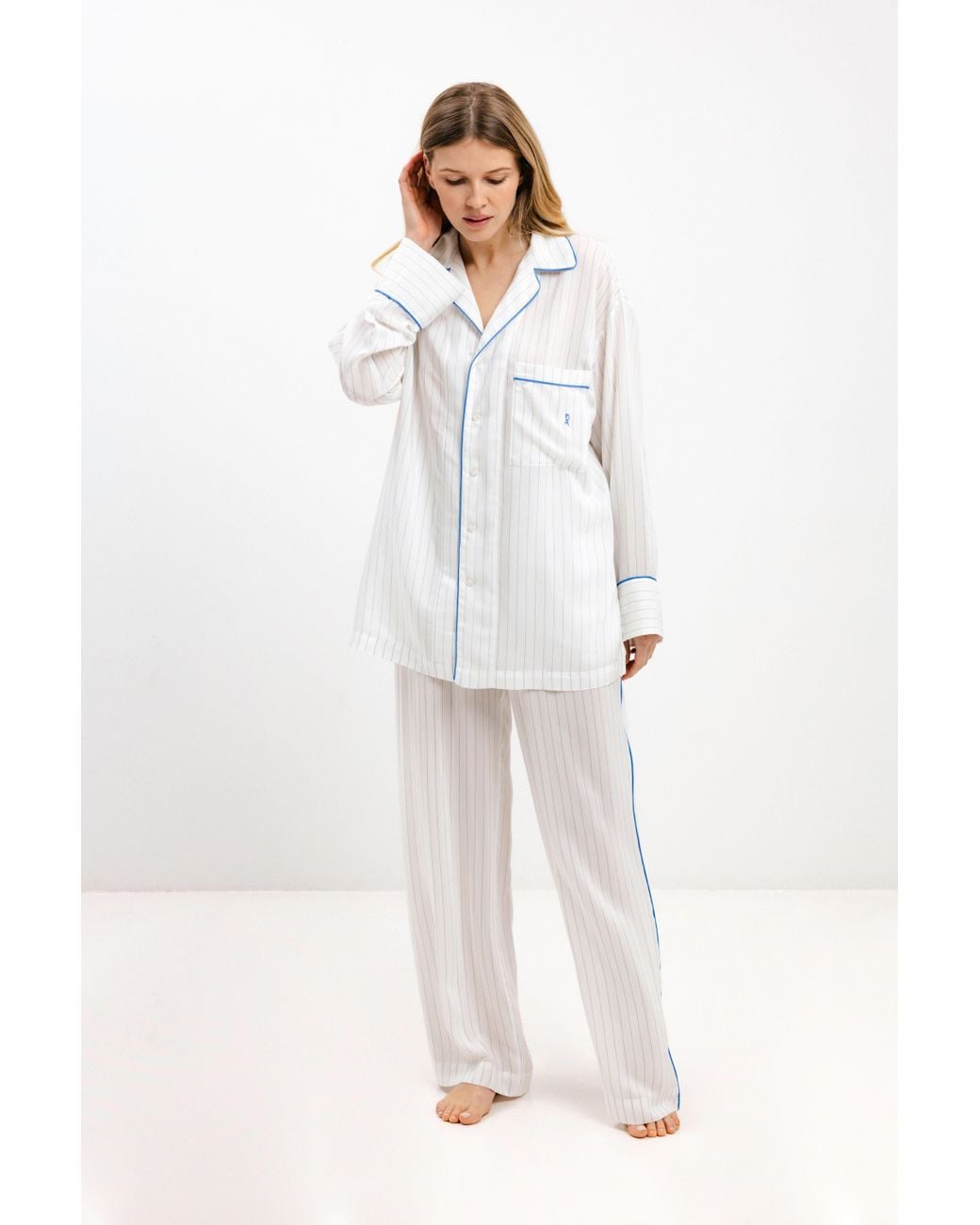 InAvati White Pyjama Pants