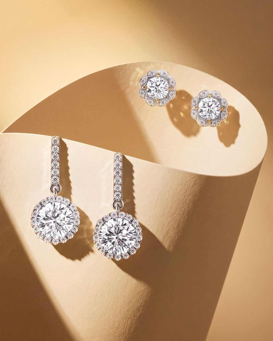 Arte Madrid Metallic Simple Two-Way Floral Stud Earrings
