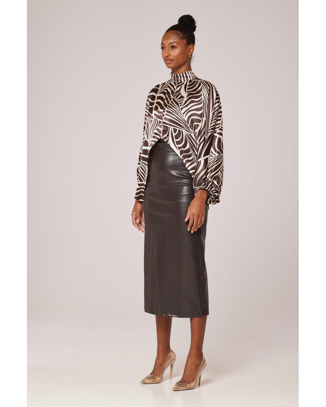 Lioness by Tf Black Cream Palm Leaves Tunic