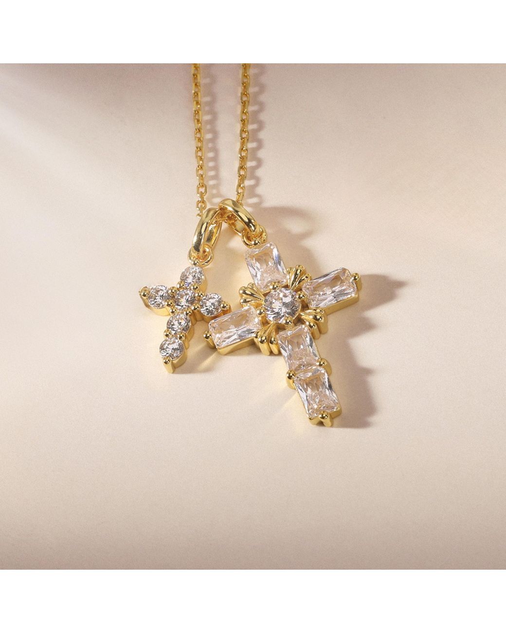 Vanimy Metallic Byzantine Double Crosses Pendant Necklace