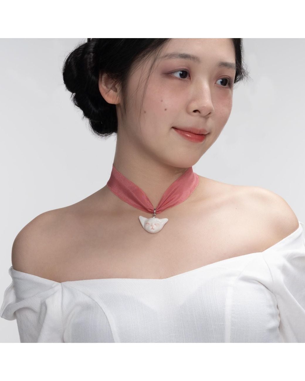 H2 Studio Pink Angry Puss Hot Silk Necklace