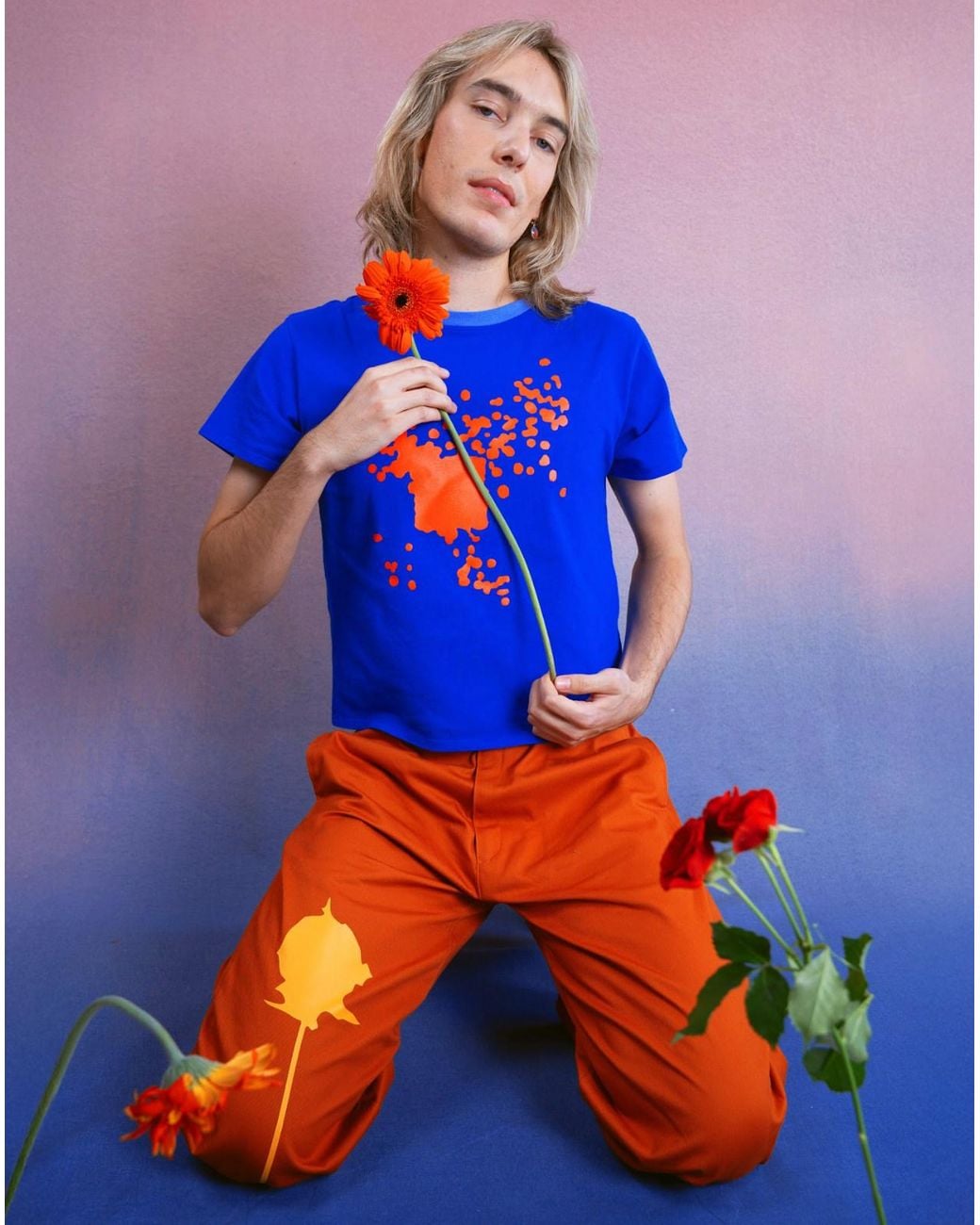 Lilia Munn Blue Boxy Organic Cotton Graphic Tee – for men