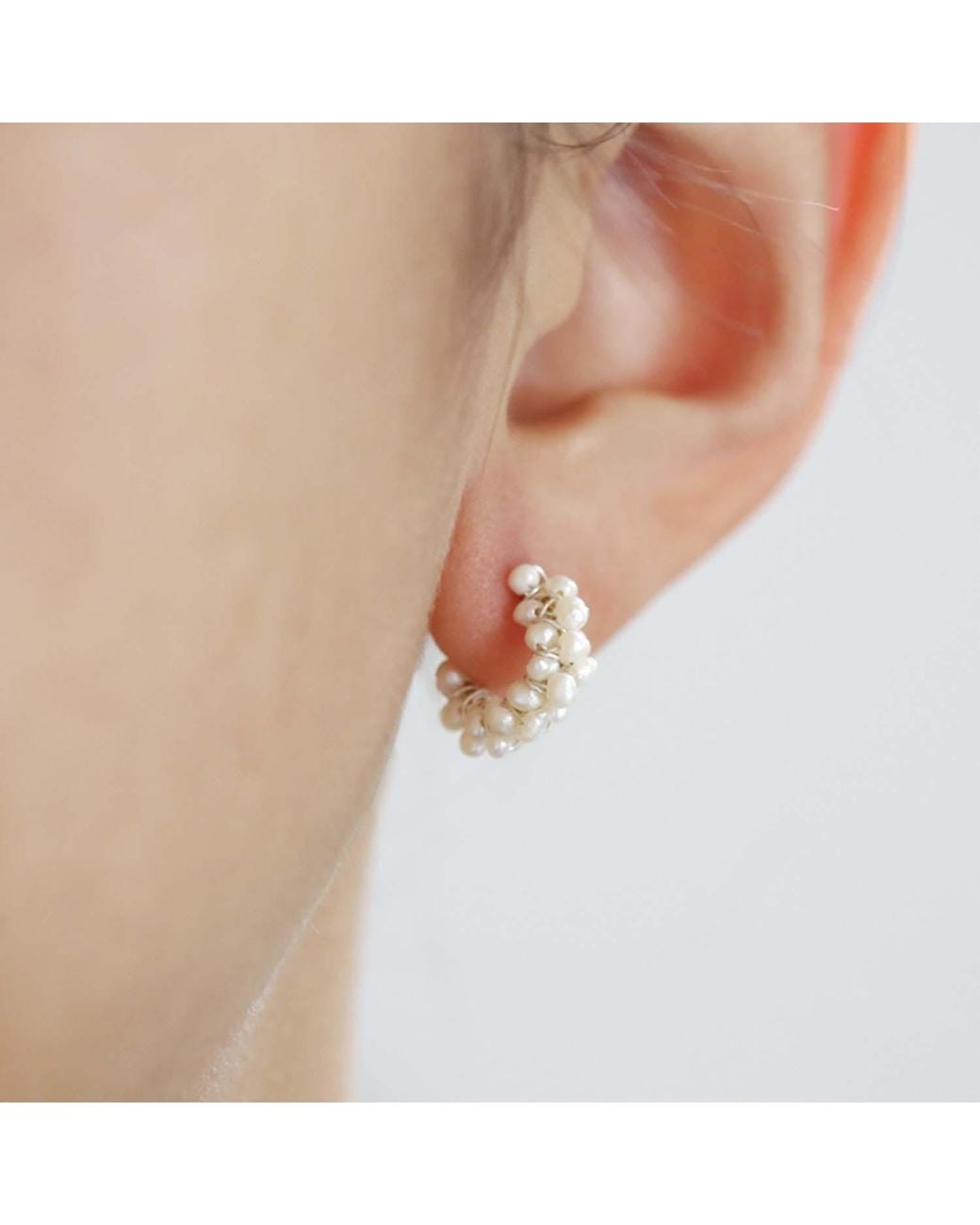 MOUNIR LONDON Metallic Pearl Stud Earrings