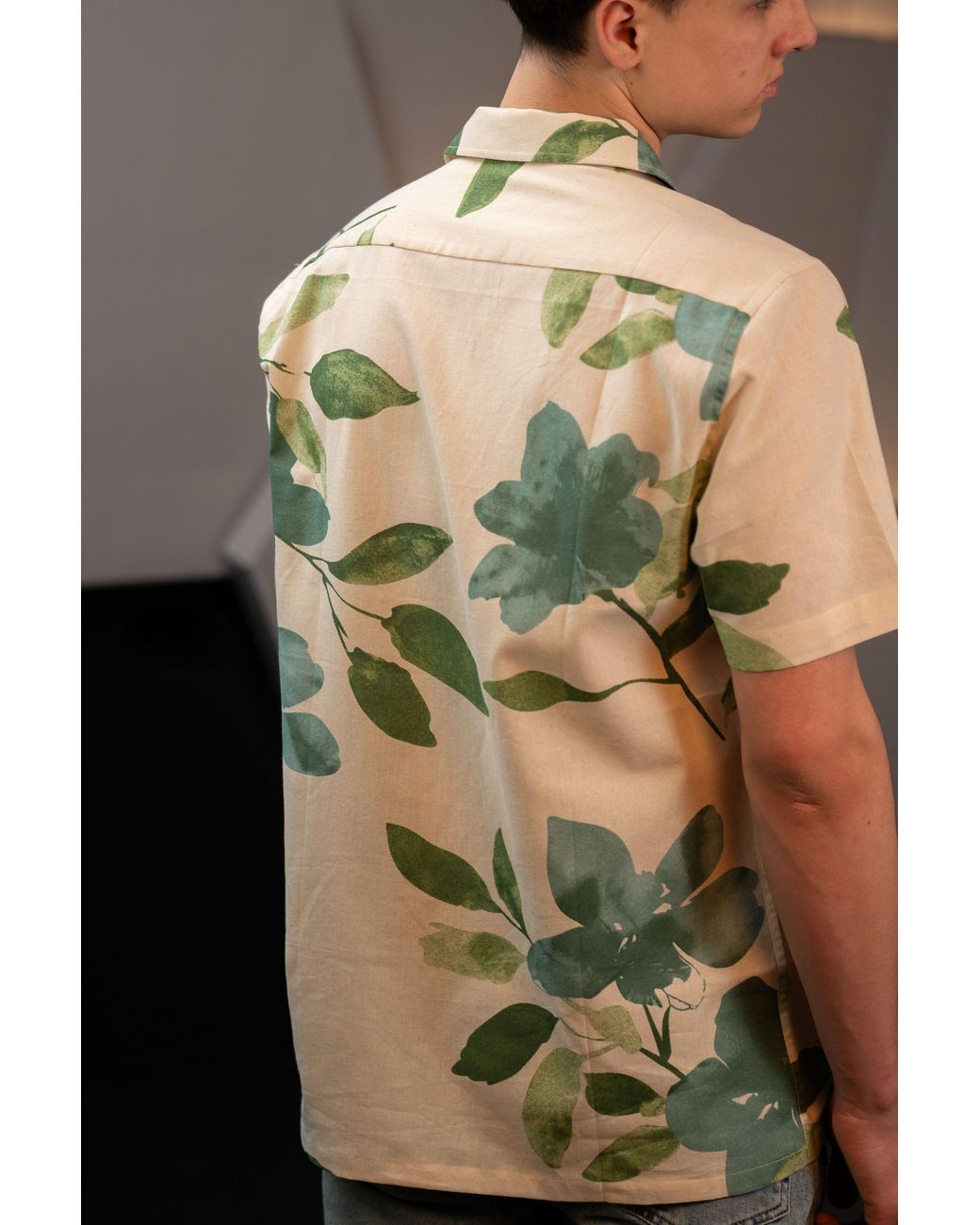 Stovaria Green Camp Collar Half Sleeve Pure Cotton Shirt With Abstract Print for men