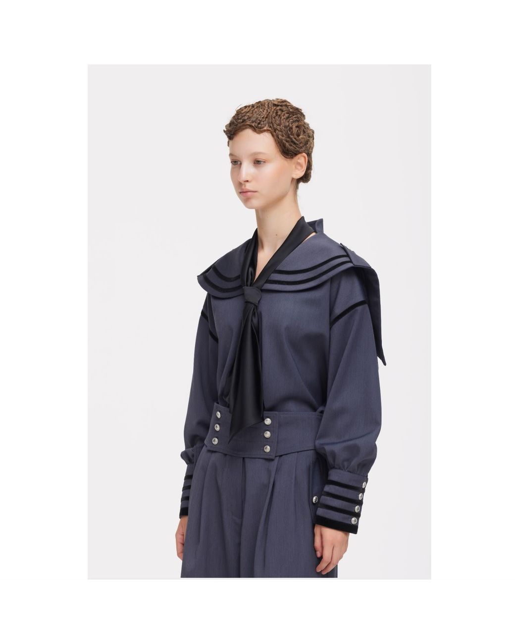 Julia Allert Blue Contrast Piping Sailor Collar Tie Front Blouse –