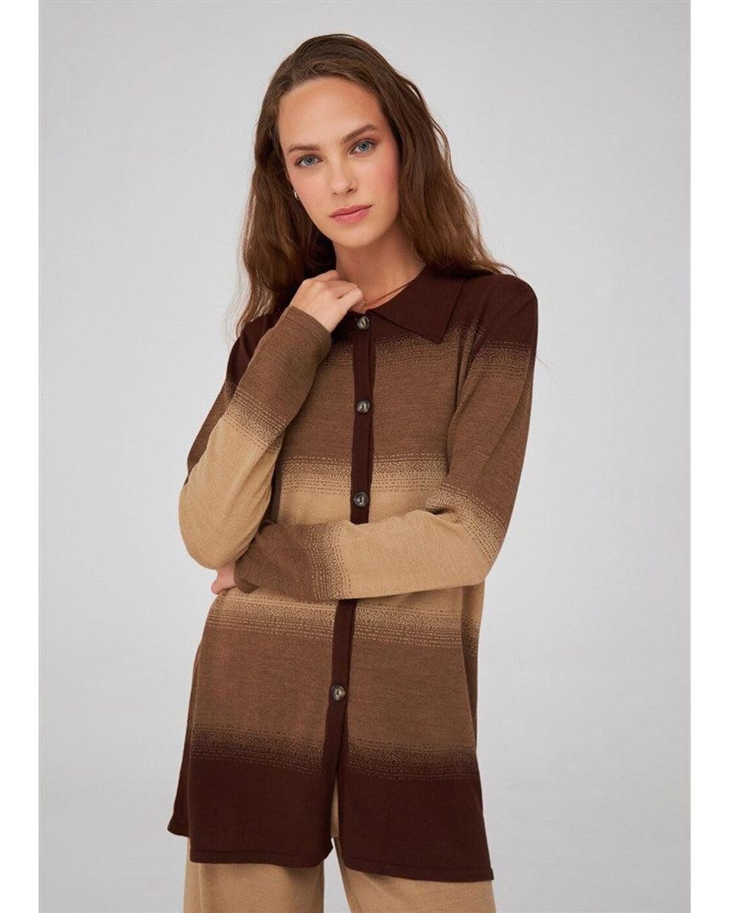 Peraluna Brown Polo-Neck Color Transition Knitwear Cardigan