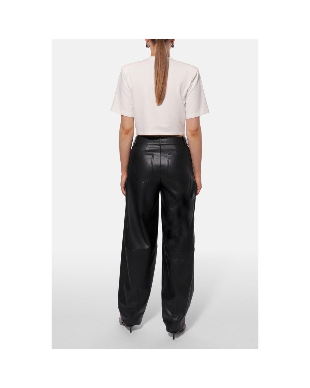 AGGI by HALEWSKI White Krisa Off Smocked Crop Top