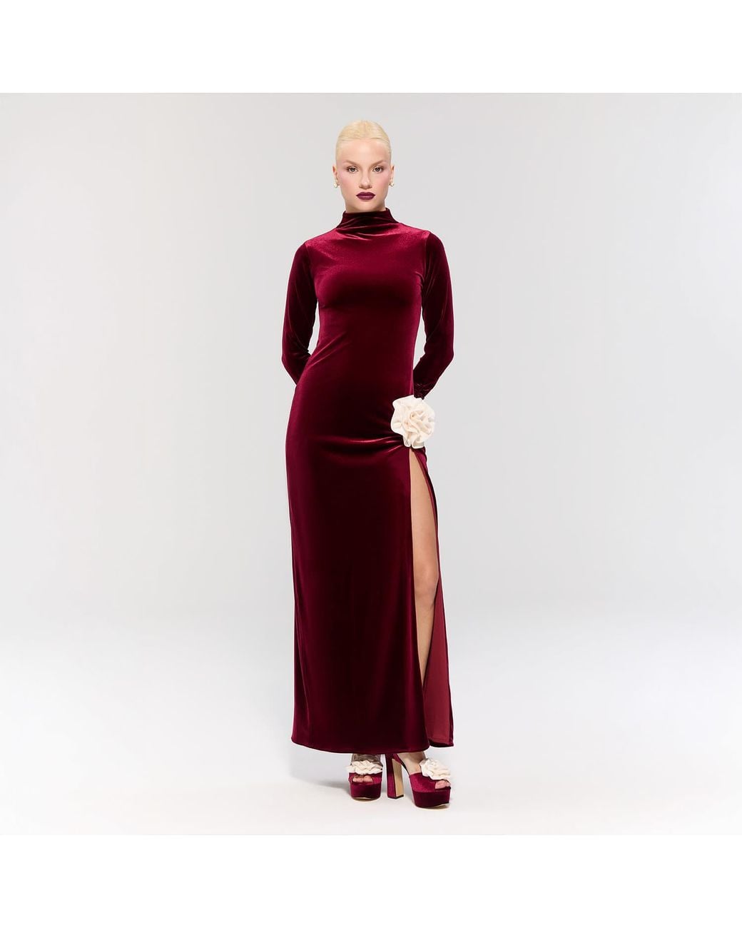 Nur Karaata Red Queen Chamber Burgundy Dress