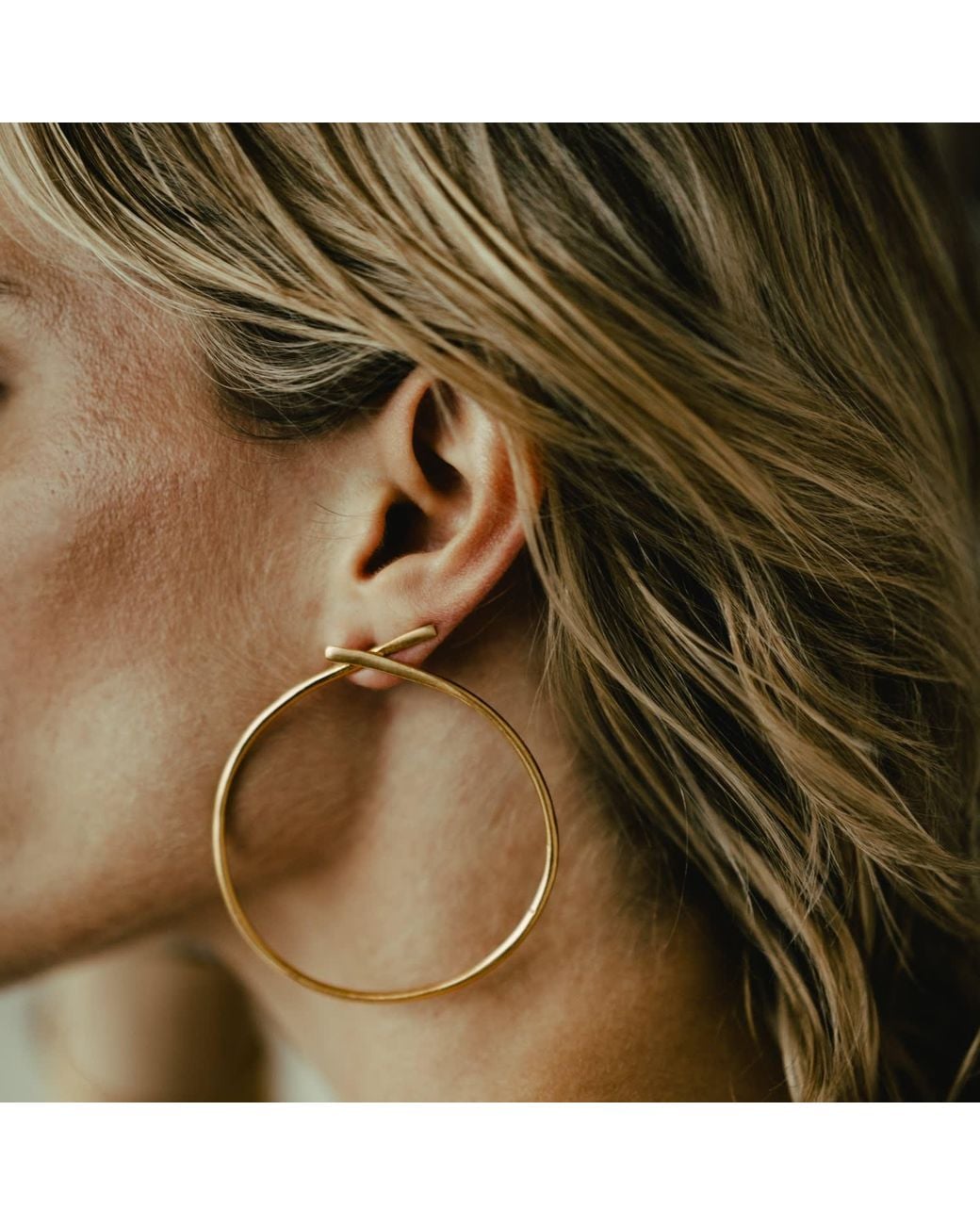 Les Reines Metallic Golden Delphi
