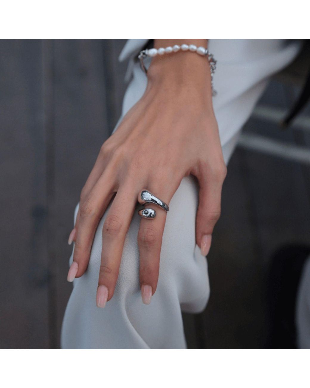 LINYA JEWELLERY Metallic Bersa Large Pearl Ring