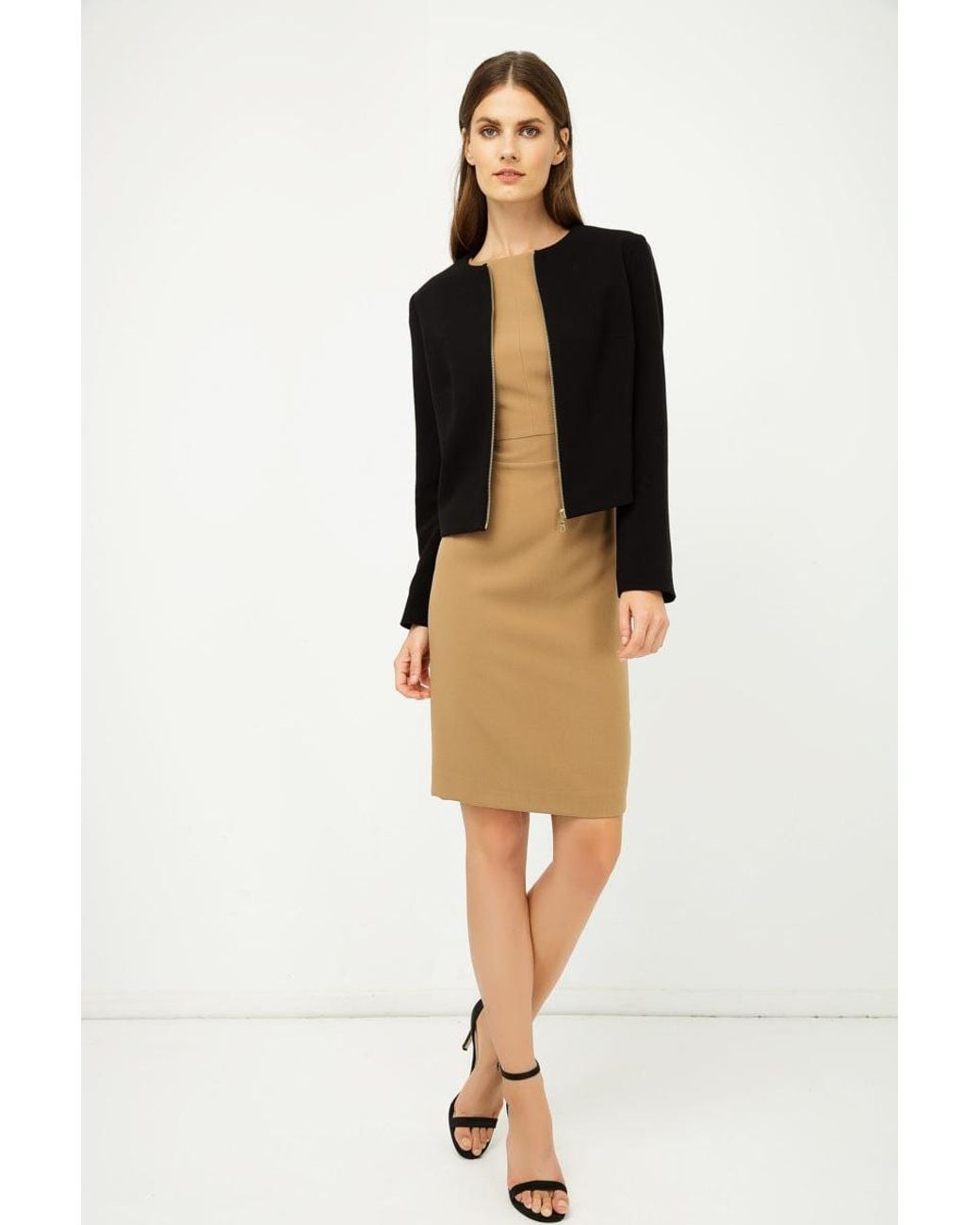 Conquista Black Long Sleeve Straight Jacket